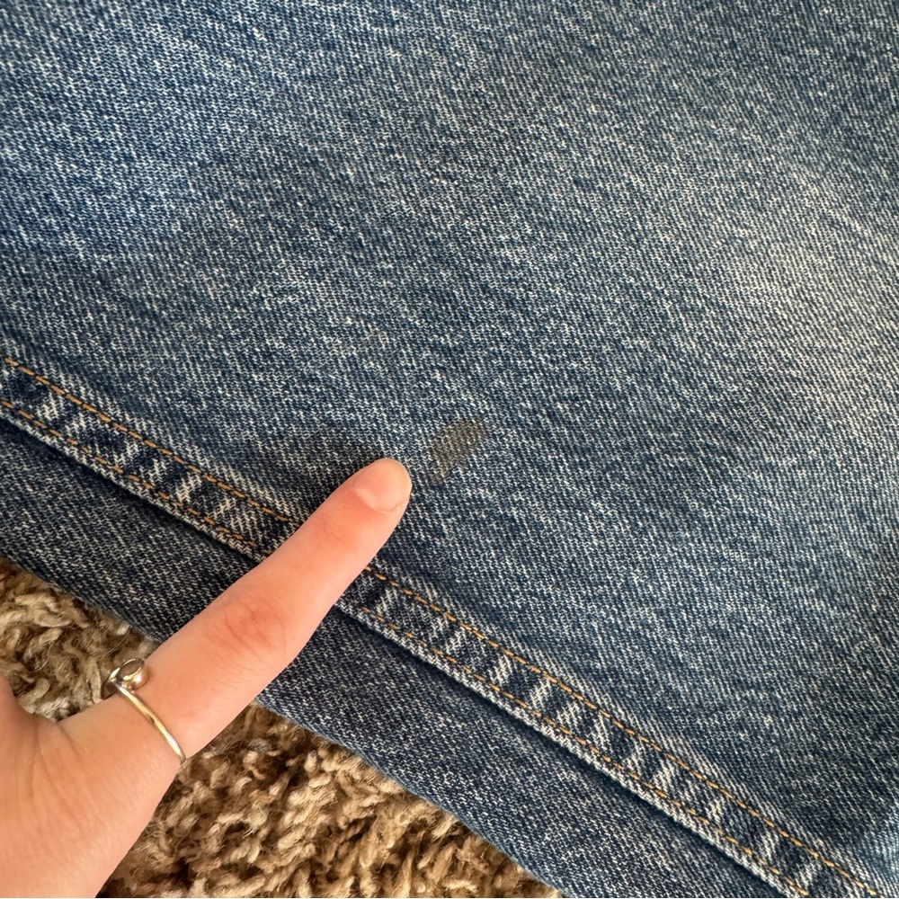 Vintage Relaxed Fit Levi’s 550 - Picture 2 of 13